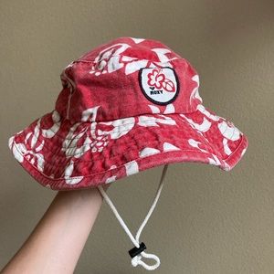 Roxy Red/White Floral Hawaiian Bucket Hat w/ Strap